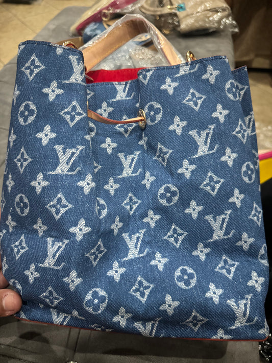 Louis Vuitton μεγάλο μέγεθος